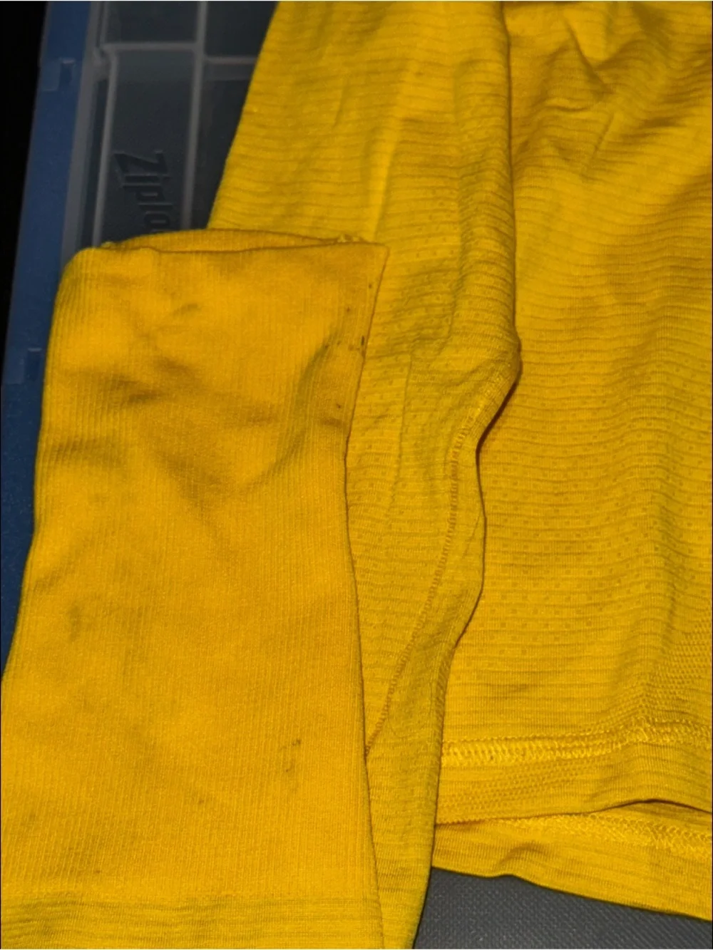 Lululemon Swiftly Tech 2.0 in Utility Yellow, size 6 altered to be more cropped